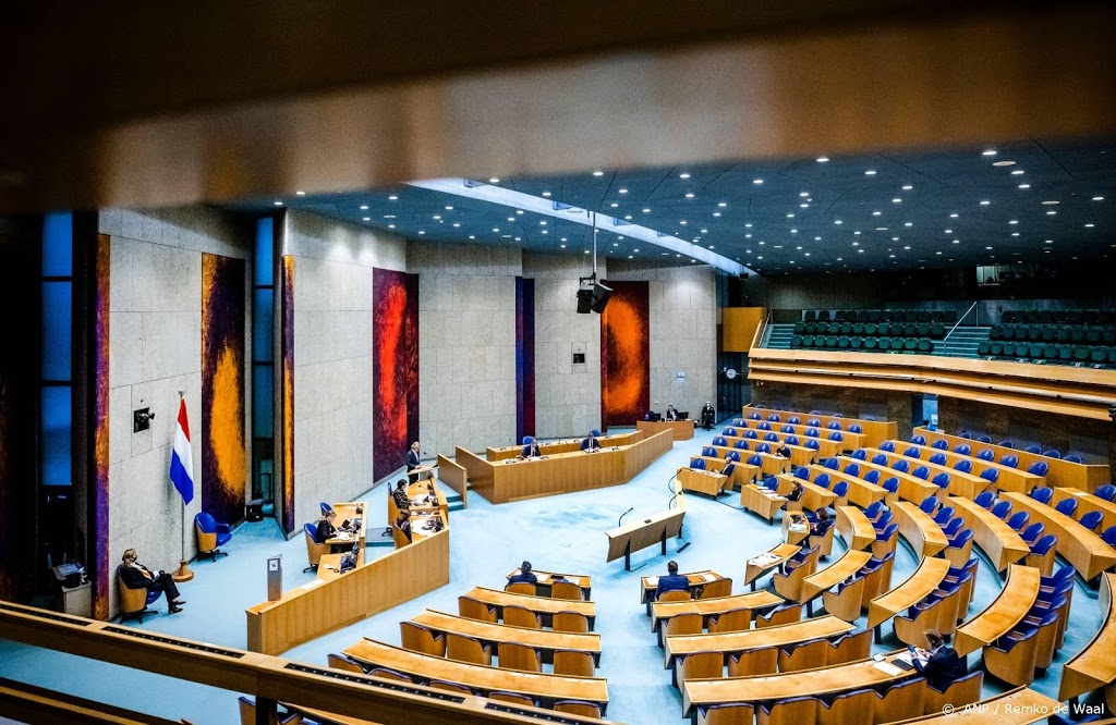 Harde kritiek uit Kamer over 'late' start inenting in Nederland
