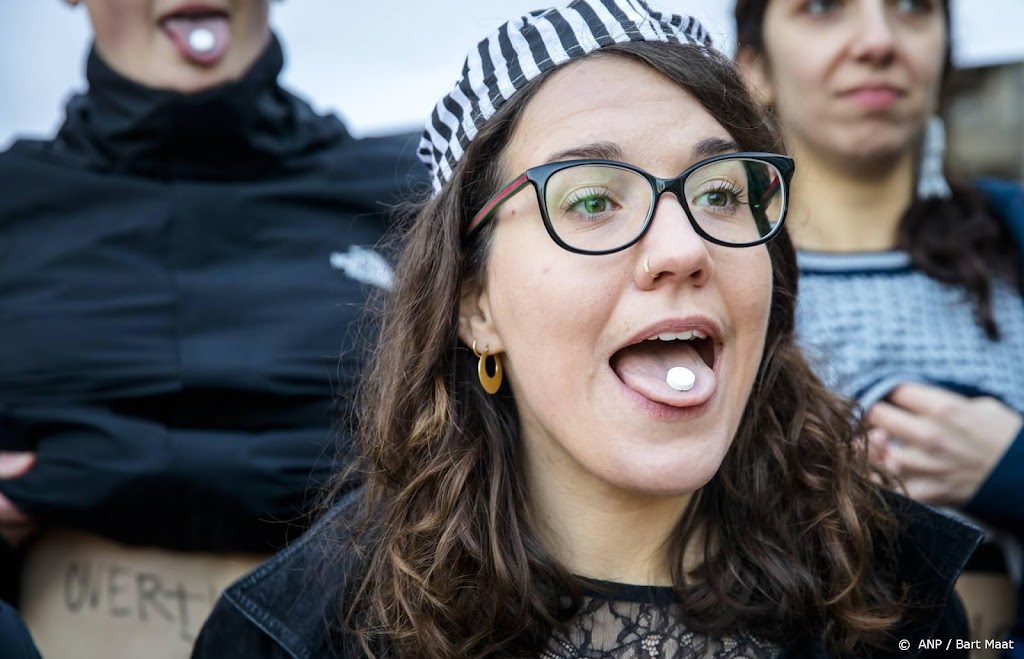 VS staan permanent het per post versturen van abortuspil toe