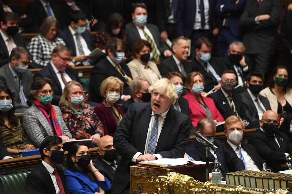 Onderzoeker coronafeestje Britse regering weg wegens eigen party 