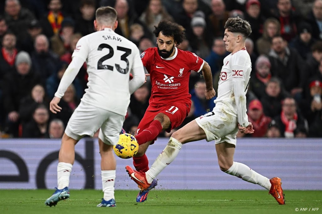 Ten Hag steelt met ManUnited punt bij oppermachtig Liverpool