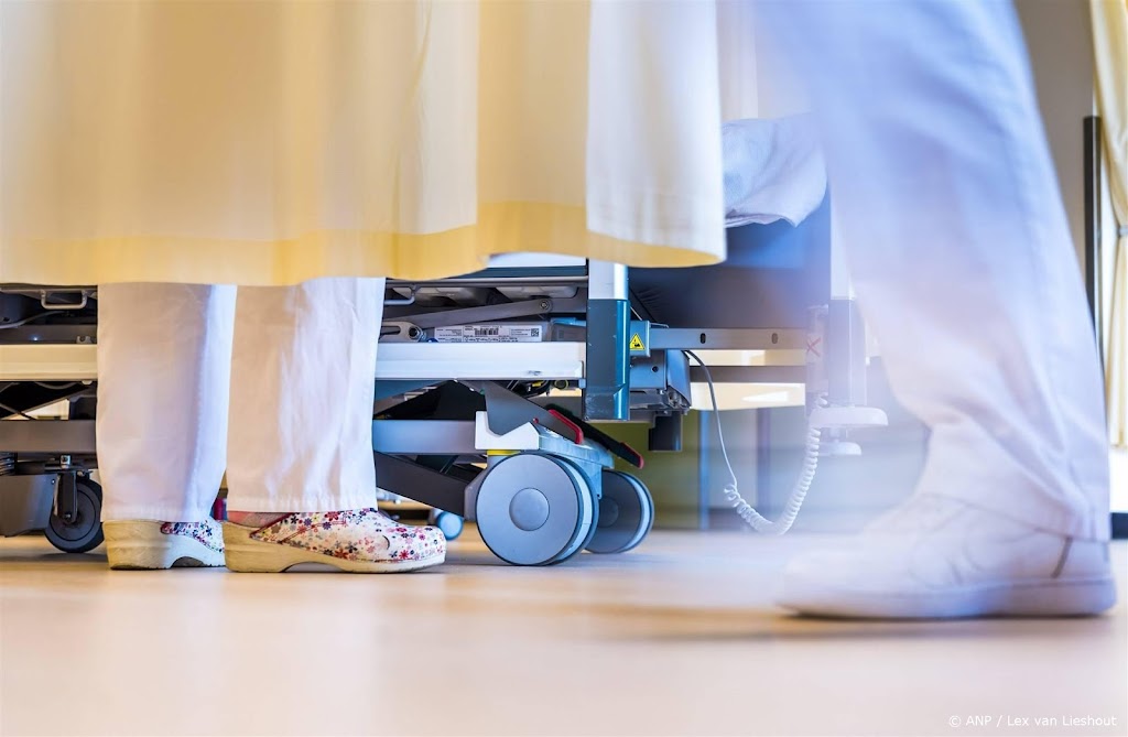 Personeelstekort zorg dreigt volgens prognose te verviervoudigen