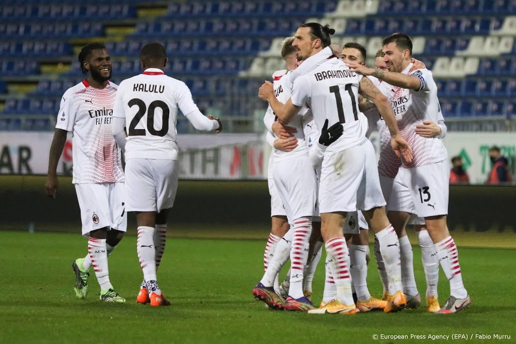 Ibrahimovic leidt AC Milan langs Cagliari