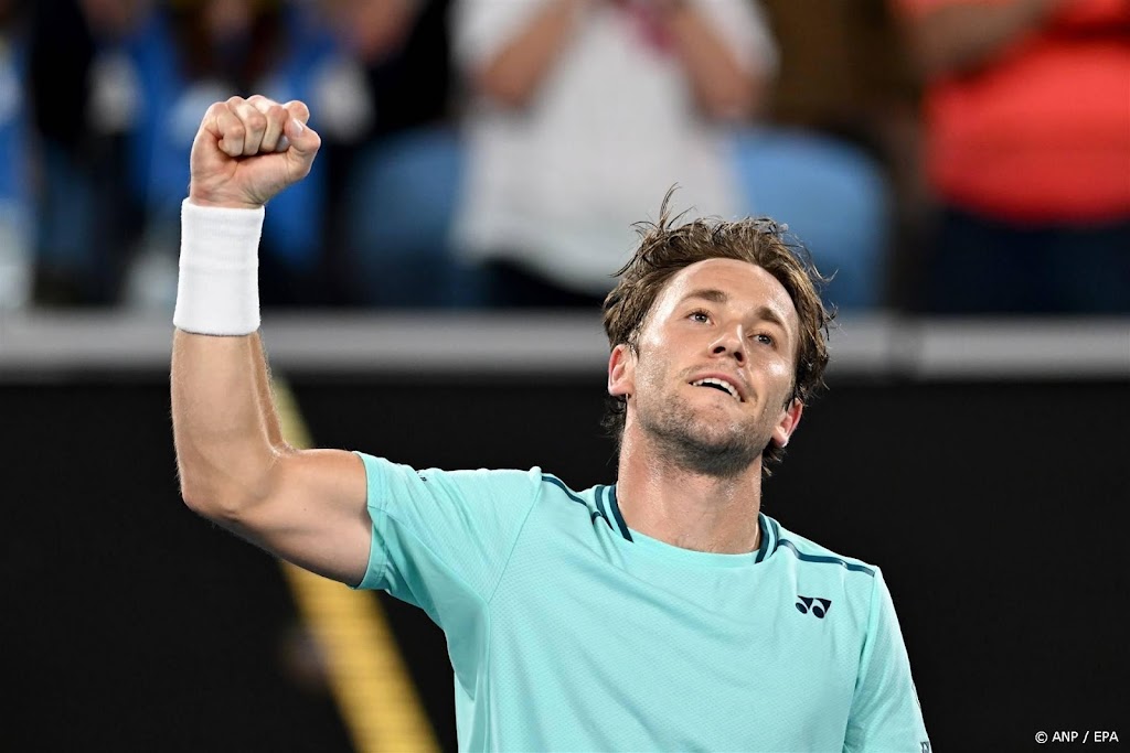 Outsiders Zverev en Ruud winnen in tiebreak van vijfde set