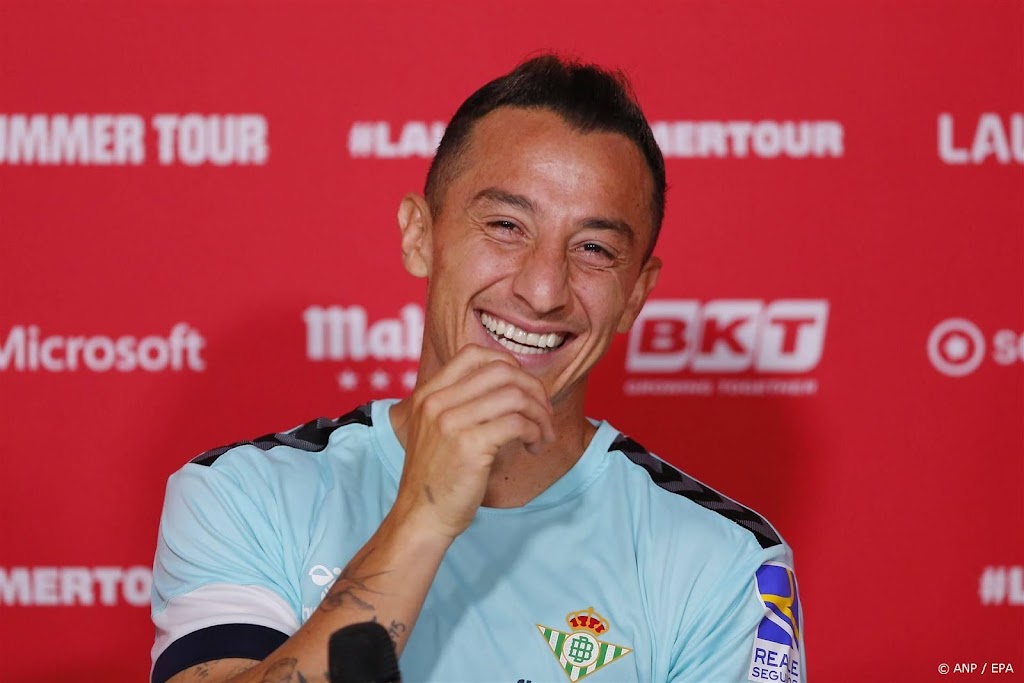 Voormalig PSV'er Guardado na 17 jaar terug naar Mexico