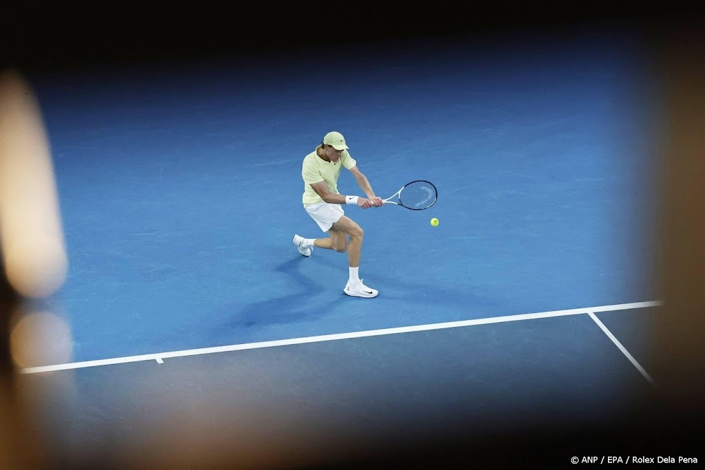 Favoriet Sinner overtuigend naar achtste finales in Melbourne