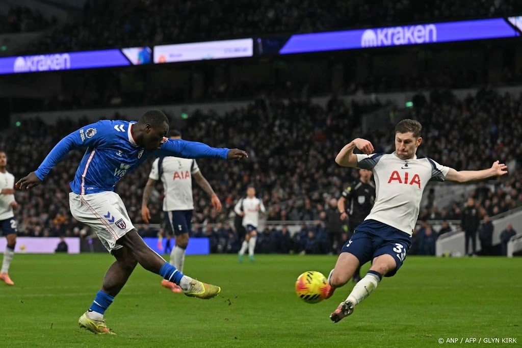 Coach van Sunderland ziet 'beste versie' van spits Brobbey