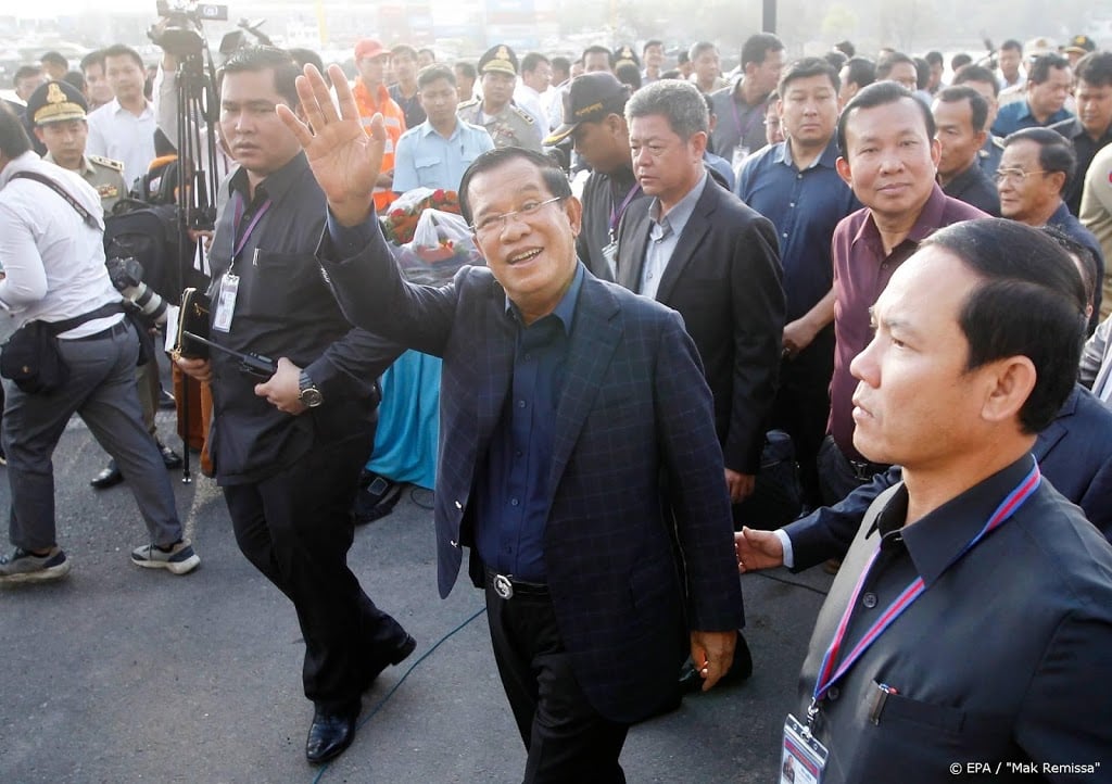 Premier Cambodja verdedigt toelaten cruiseschip Westerdam