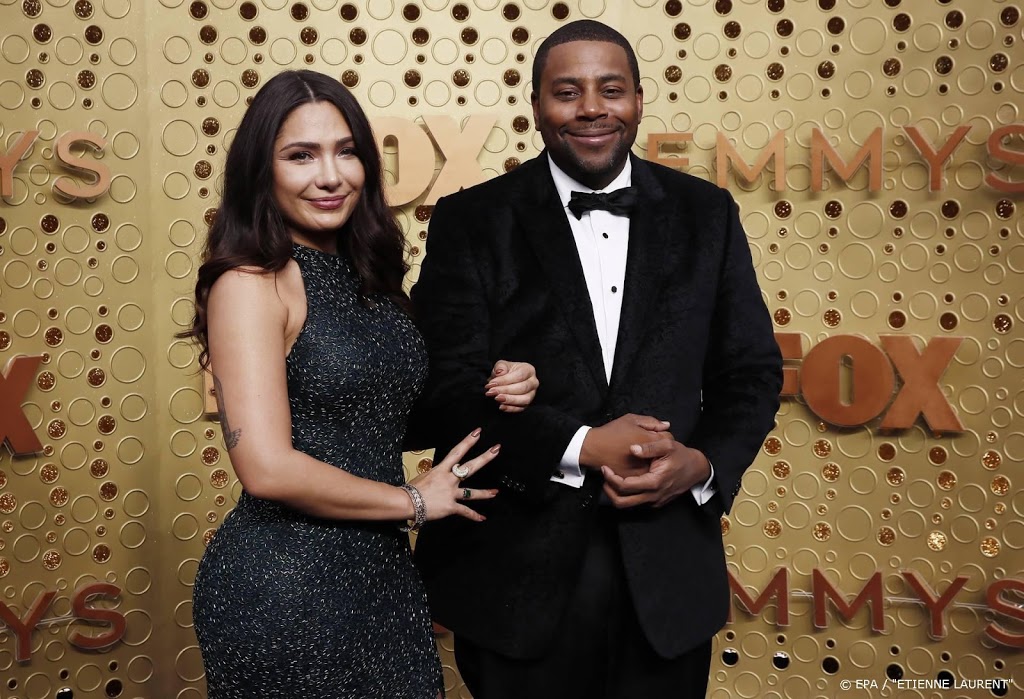 Komiek Kenan Thompson presenteert Correspondents' Dinner in VS