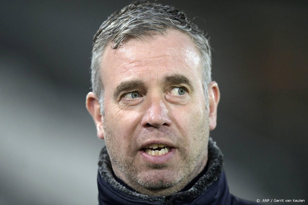 Utrecht-trainer Hake: gebruikmaken van moeilijke situatie Vitesse