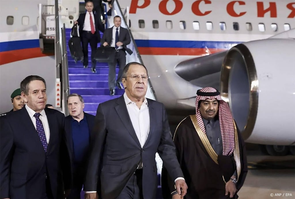 Gesprekken tussen diplomaten Rusland en VS begonnen in Riyad