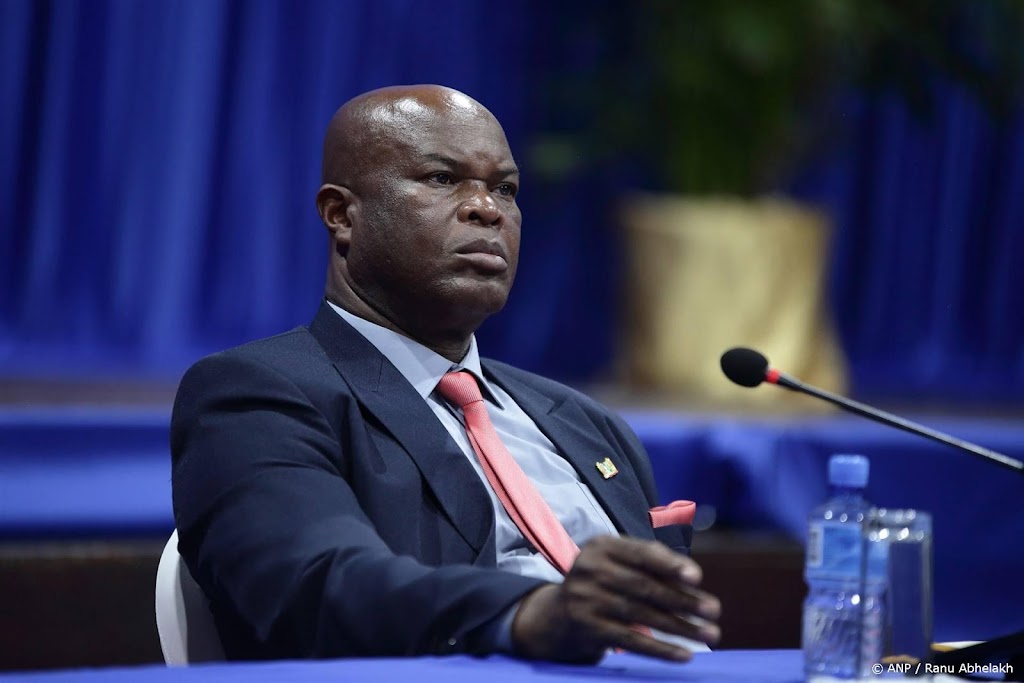 Surinaamse vicepresident Brunswijk bracht goud thuis bij Piet W.