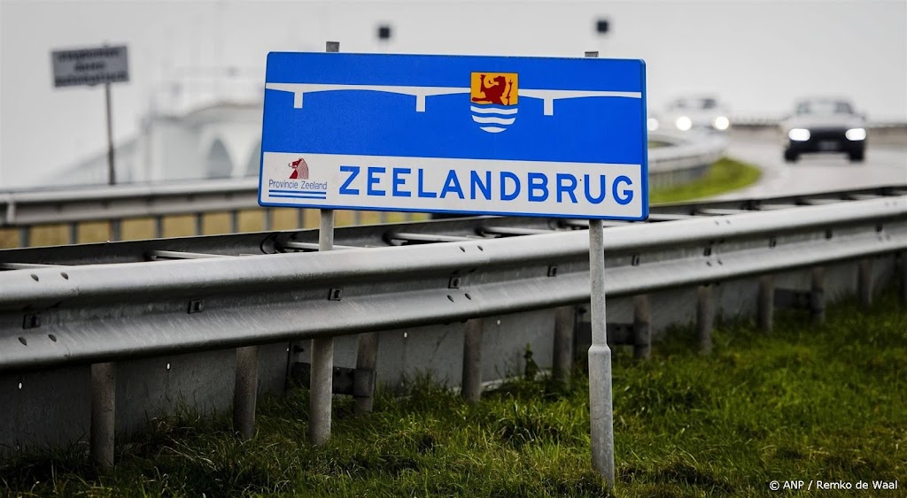 Zeelandbrug volgend jaar 2 maanden dicht voor reparatie scheuren
