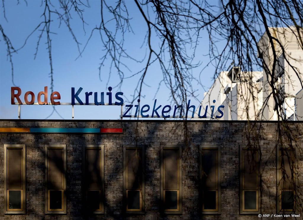 Politie: verband tussen drie explosies bij ziekenhuis Beverwijk
