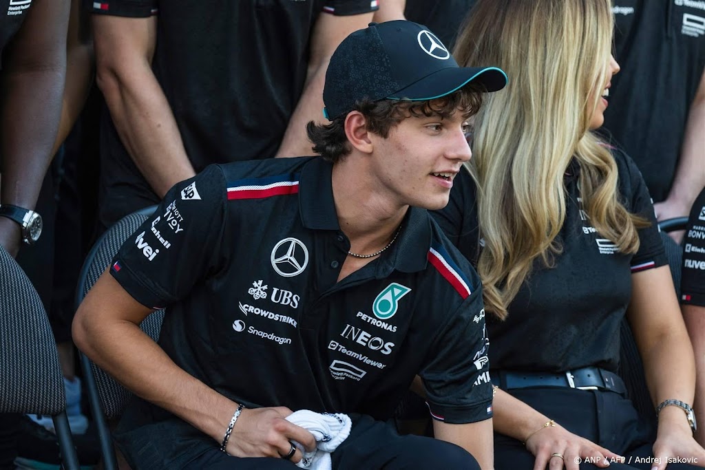 Antonelli (18) noemt zich geen vervanger Hamilton bij Mercedes