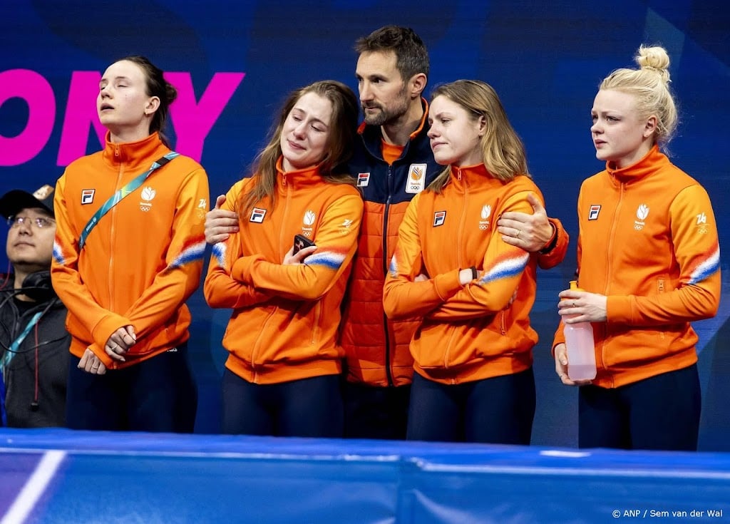 Shorttracksters ontgoocheld na 'veel pech' in finale aflossing