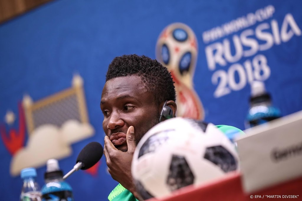 Voetballer Mikel nam 'een van de moeilijkste beslissingen'