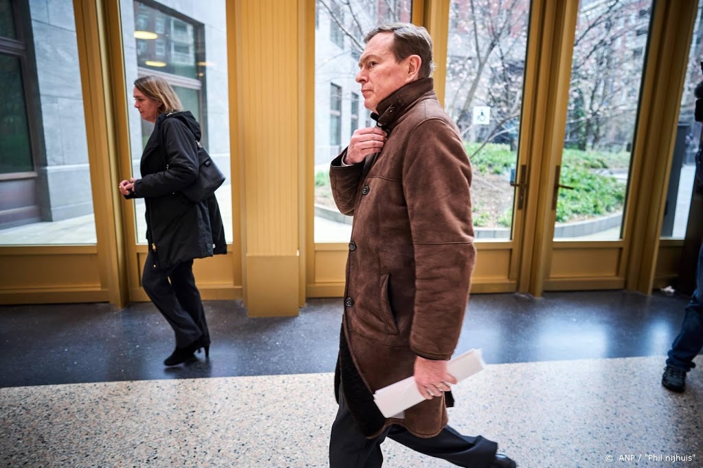 Minister Bruins onwel in Tweede Kamer