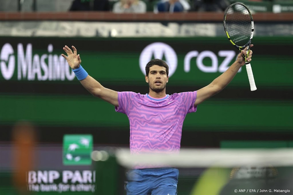 Tennisser Alcaraz wint met zege op Medvedev opnieuw Indian Wells 