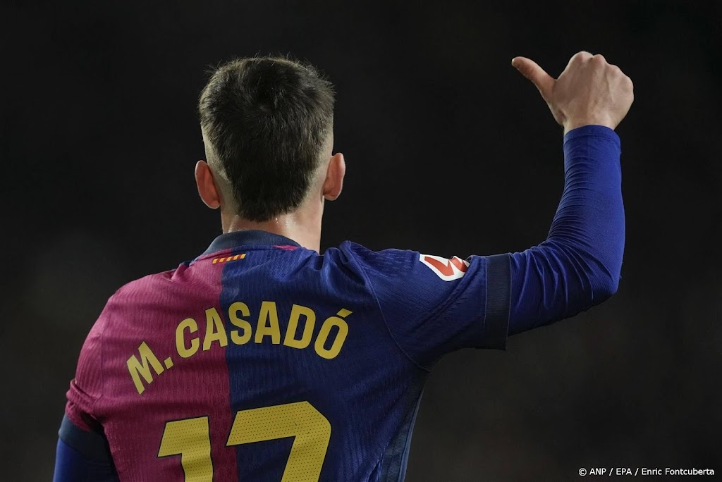 Barcelona-middenvelder Casadó ongeveer twee maanden aan de kant