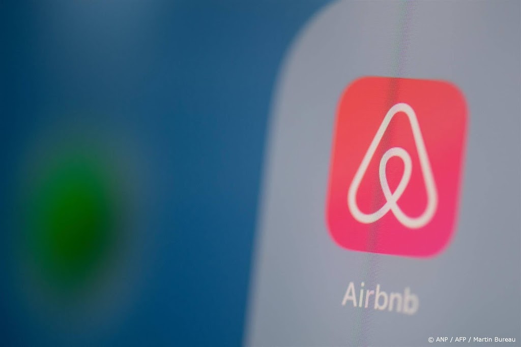 Airbnb dringt aan op herziening strenger verhuurbeleid Amsterdam