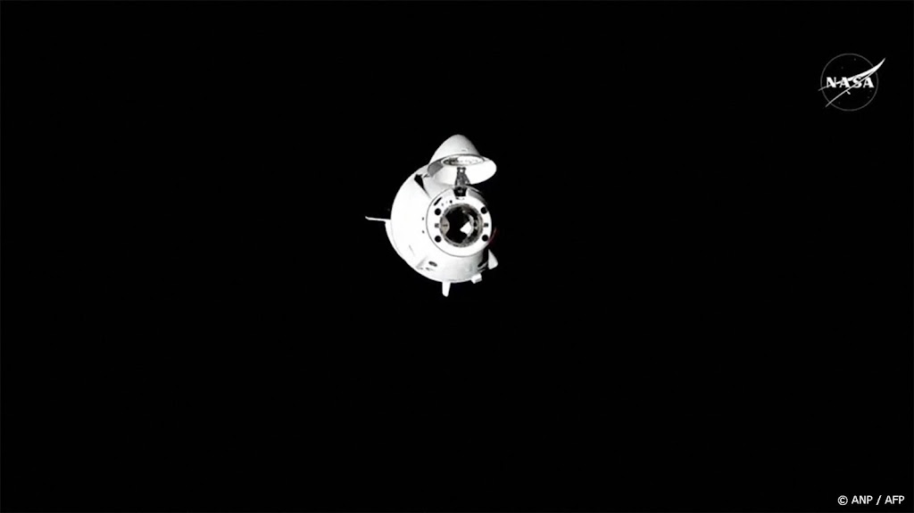 Gestrande astronauten na negen maanden terug op aarde