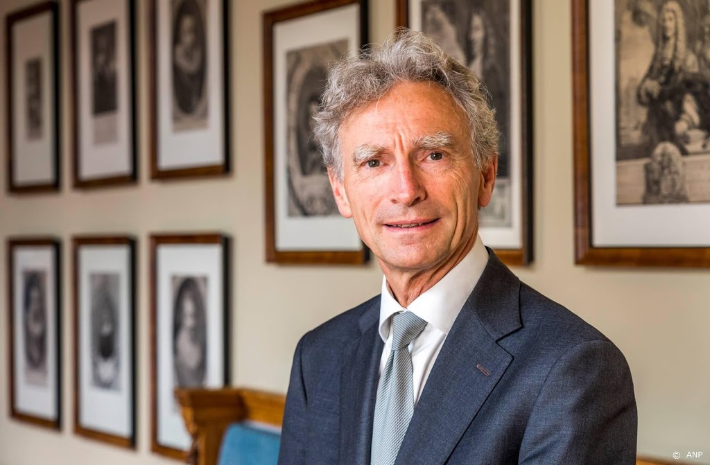 Rosenmöller: school tijdens zomer alleen voor kwetsbare groepen