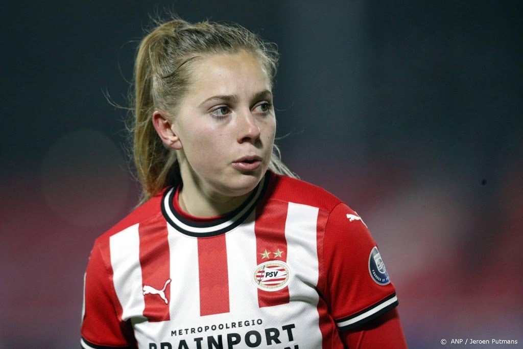 Voetbalsters PSV bereiken bekerfinale met winst op Ajax