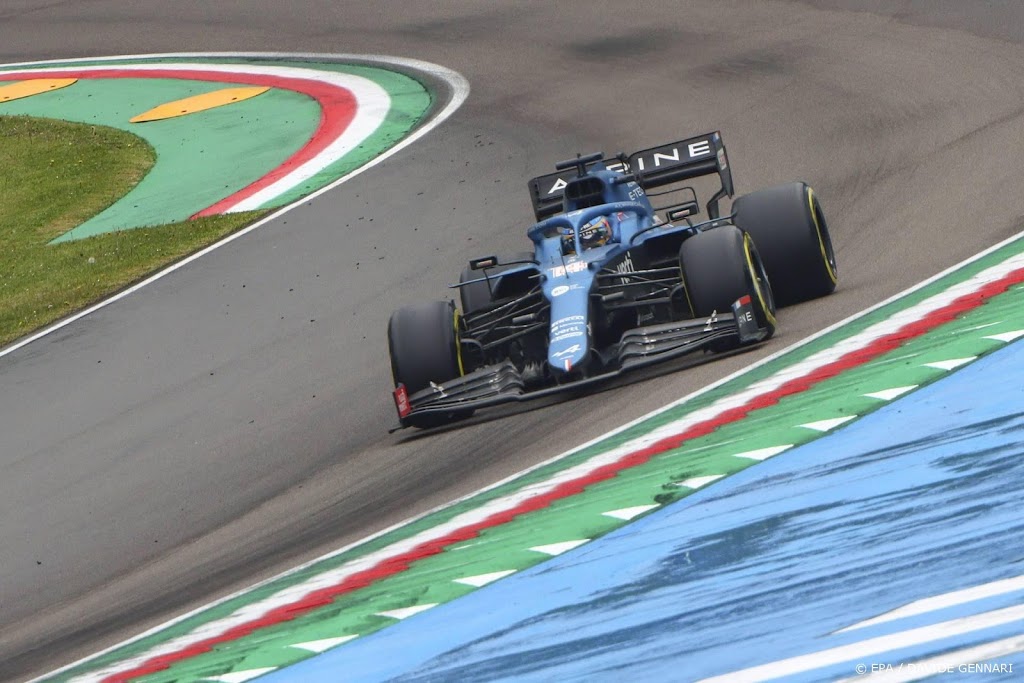 Alonso krijgt na tijdstraf Räikkönen eerste punt bij terugkeer F1