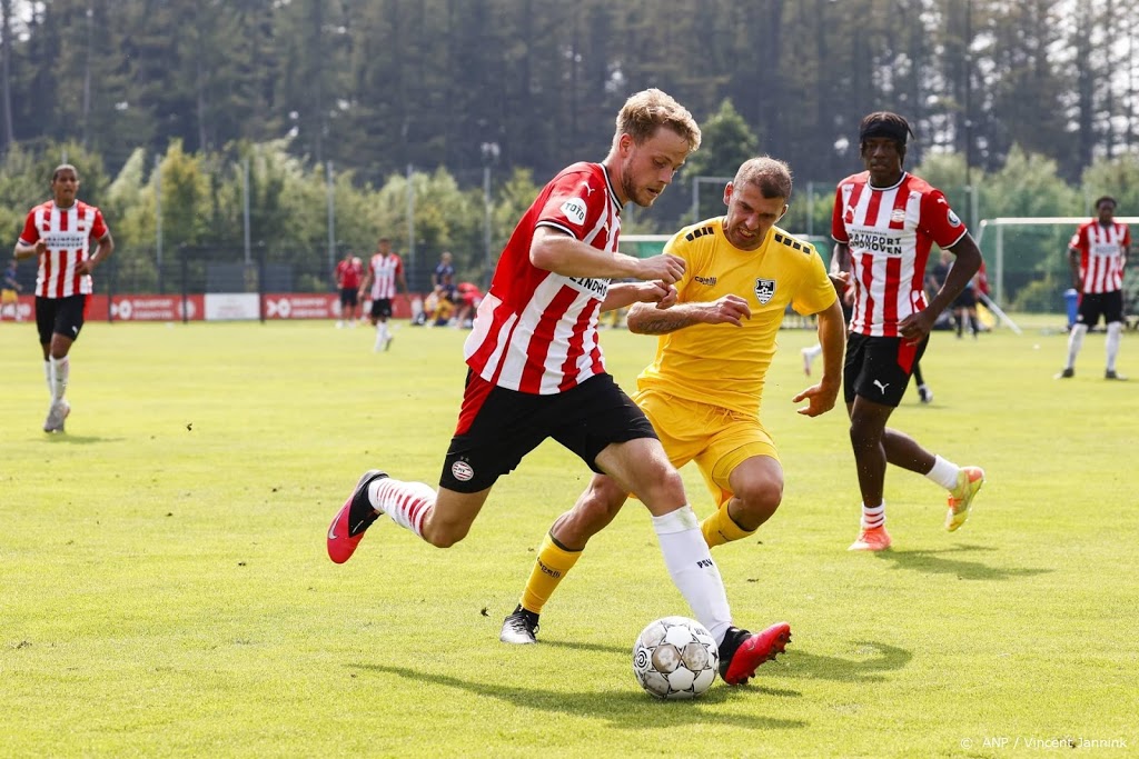 Corona-uitbraak bij Jong PSV: zes spelers positief getest