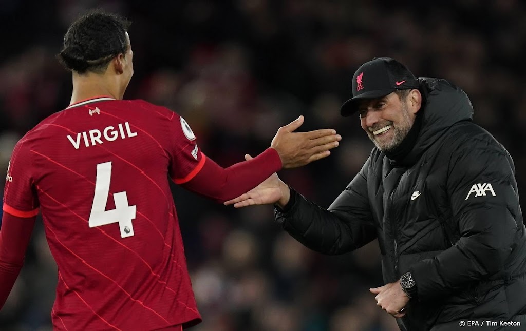 Ook Van Dijk acht vier prijzen Liverpool 'praktisch onmogelijk'