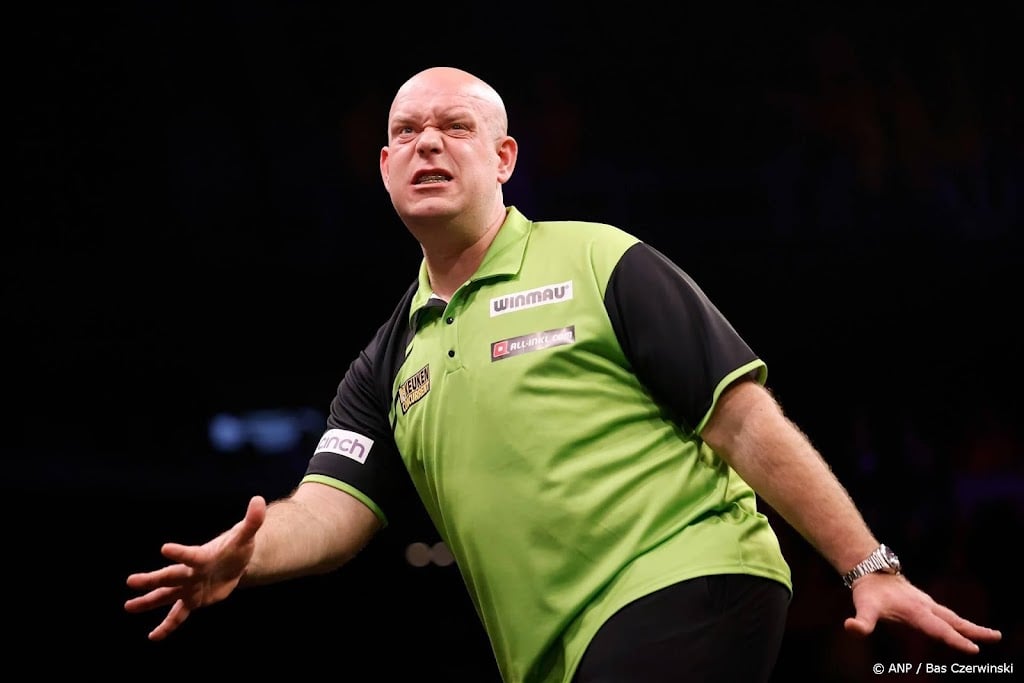 Darter Van Gerwen meteen uitgeschakeld in Premier League in Ahoy