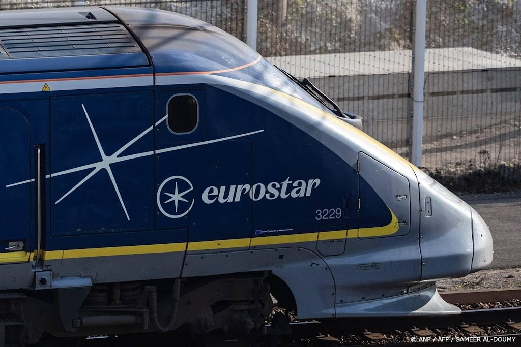 Halfuur vertraging Eurostar naar Londen door tekort marechaussee