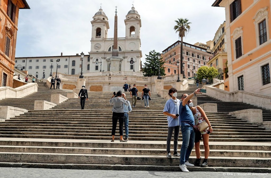 Sint-Pietersbasiliek in Rome weer open