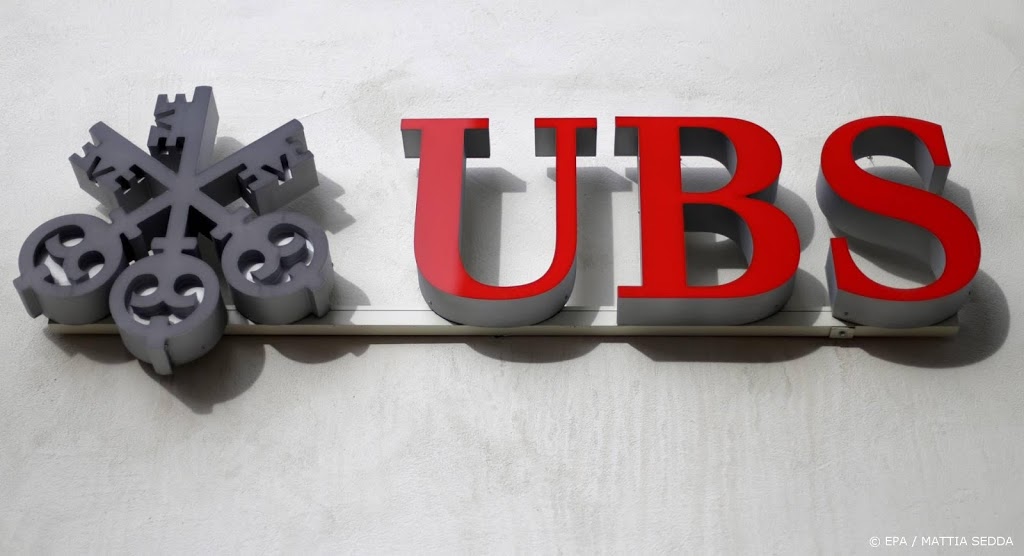'Zwitserse bank UBS schrapt banen'
