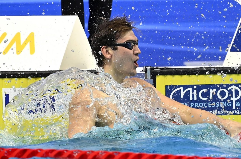 Russische zwemmer Kolesnikov pakt goud op EK in wereldrecord