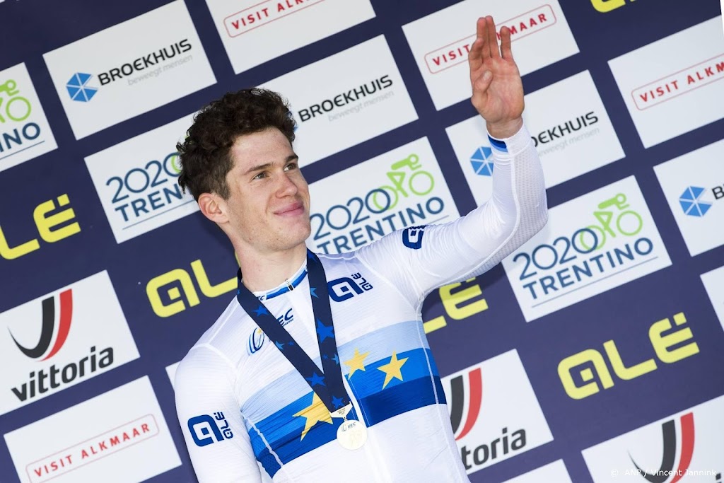 Italiaan Dainese sprint naar zege in elfde etappe Giro d'Italia