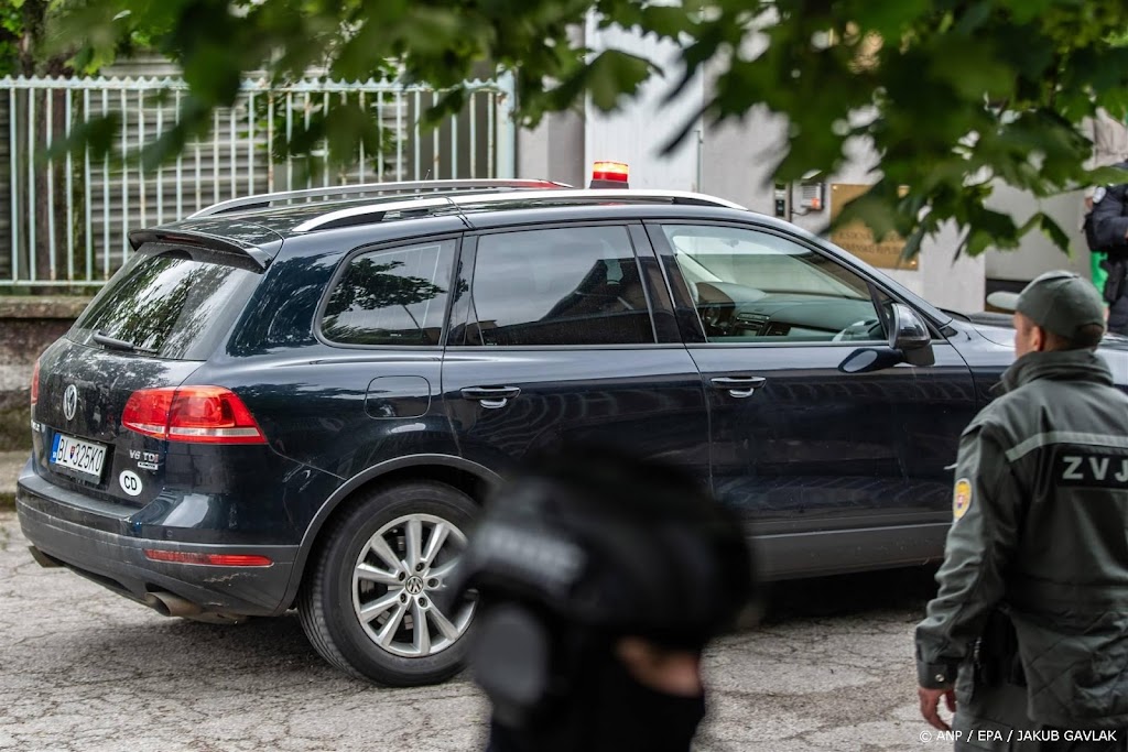 Verdachte neerschieten Slowaakse premier blijft vastzitten