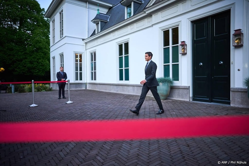 Jetten wil na asieloverleg meer 'maatwerk' voor opvang gemeenten