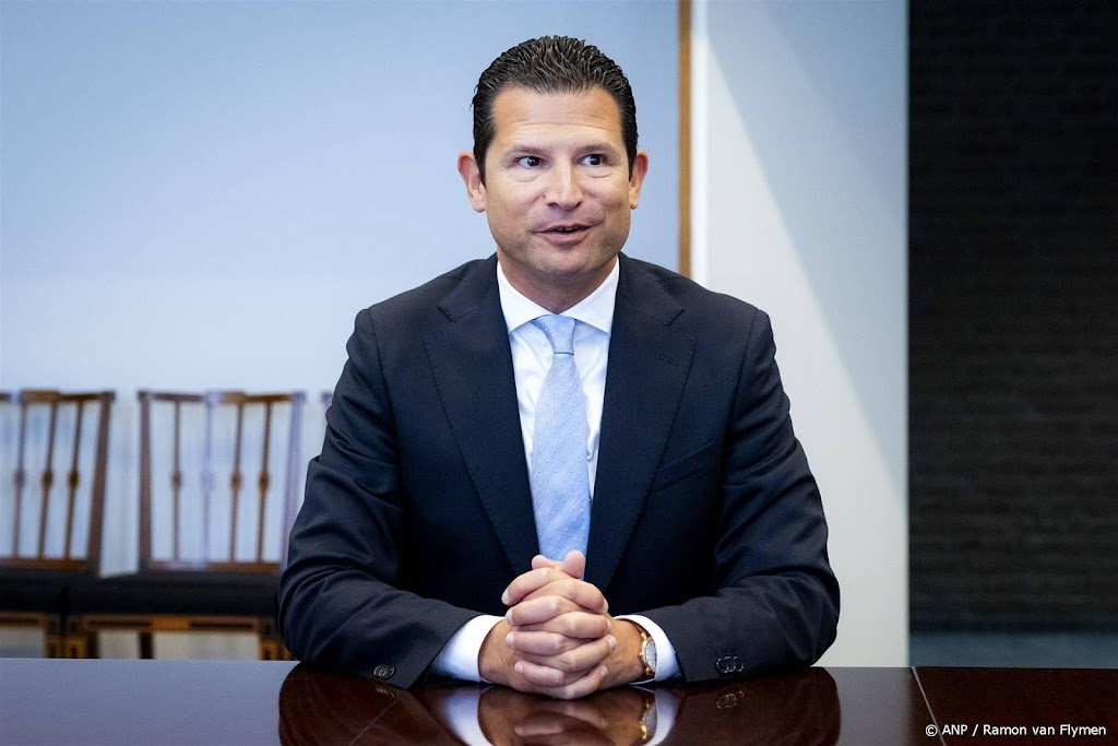 Aspirant-minister Beljaarts geeft Hongaarse nationaliteit op