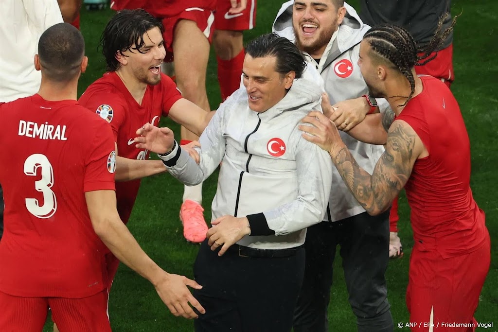 Jarige coach Turkije krijgt met EK-zege 'beste cadeau' 