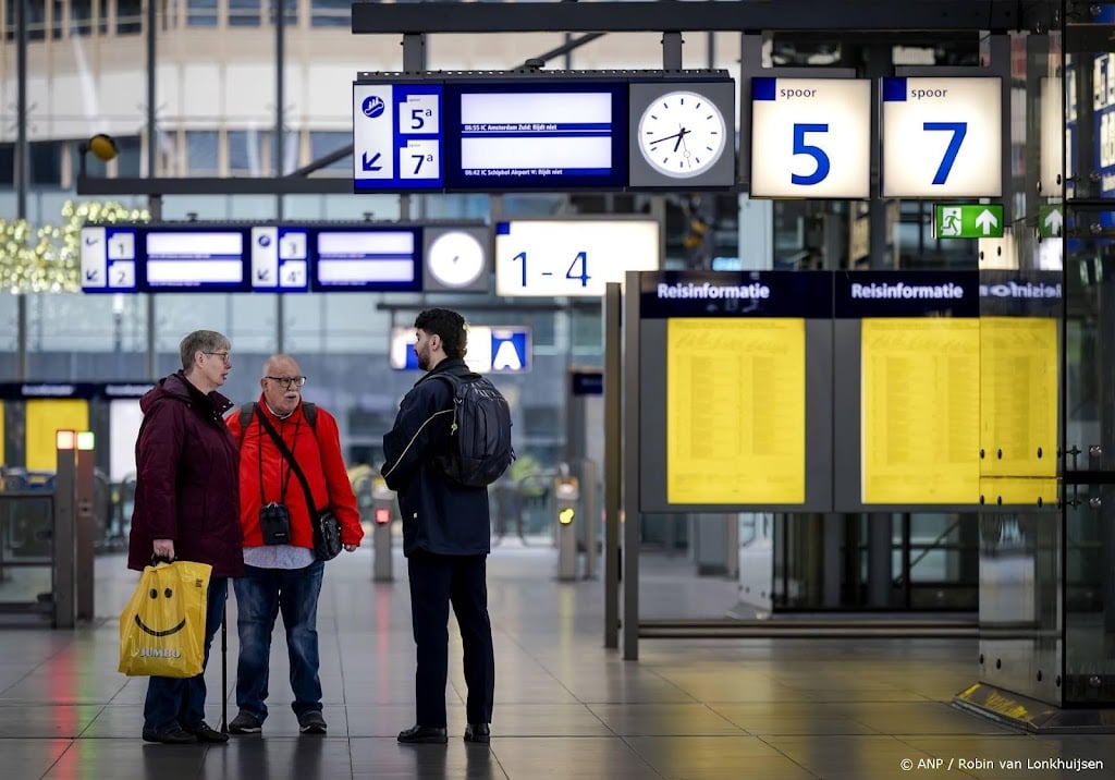 CNV legt eindbod NS voor aan leden en schort acties op