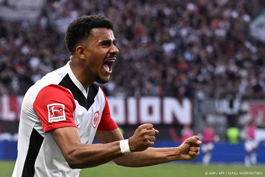 Jong Duitsland en Jong Engeland naar kwartfinales op EK