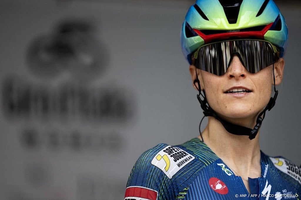 Wielrenster Žigart breekt kaak bij val in Ronde van Zwitserland
