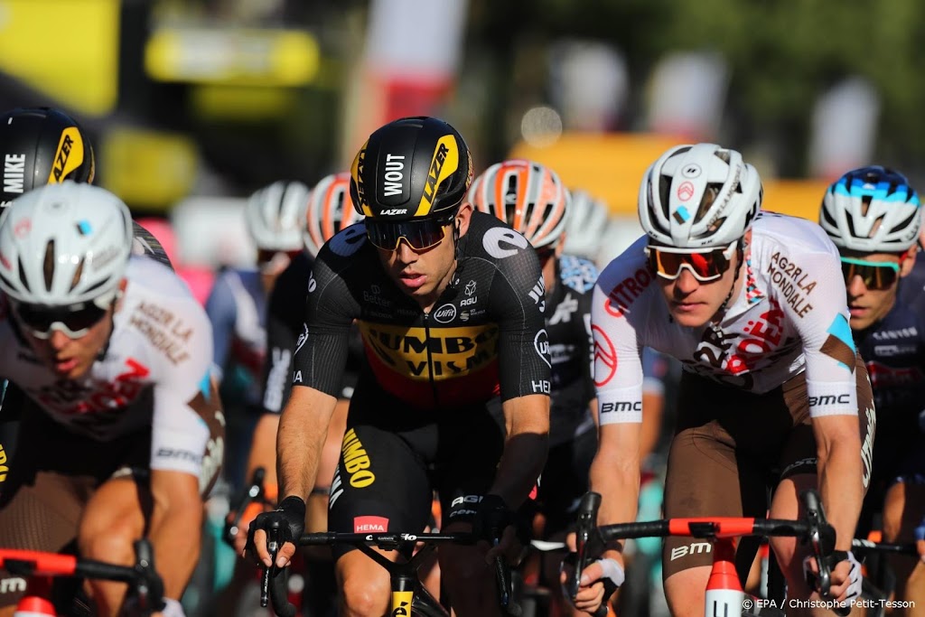 Pogacar wint Tour de France, Van Aert pakt in Parijs derde ritzege