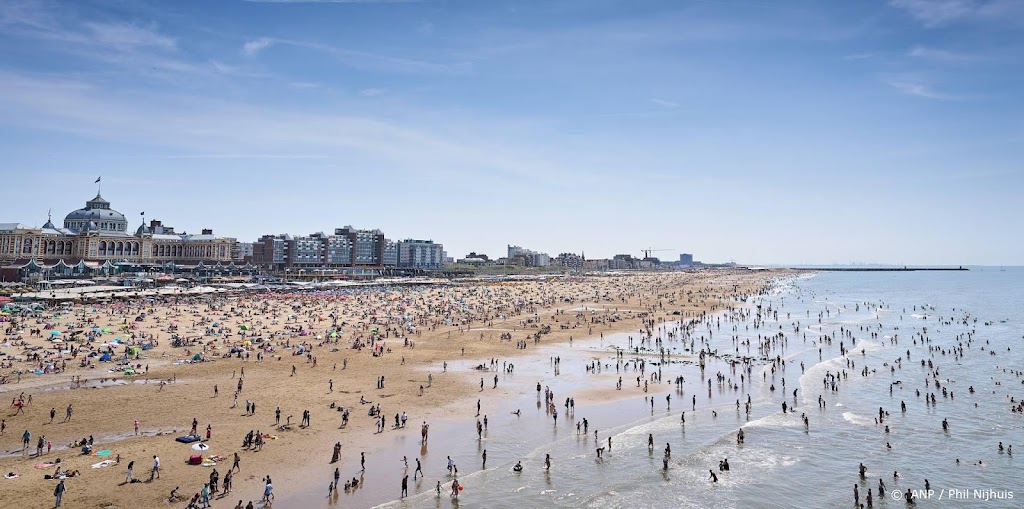 Dode op het strand in Scheveningen, mogelijk door het warme weer