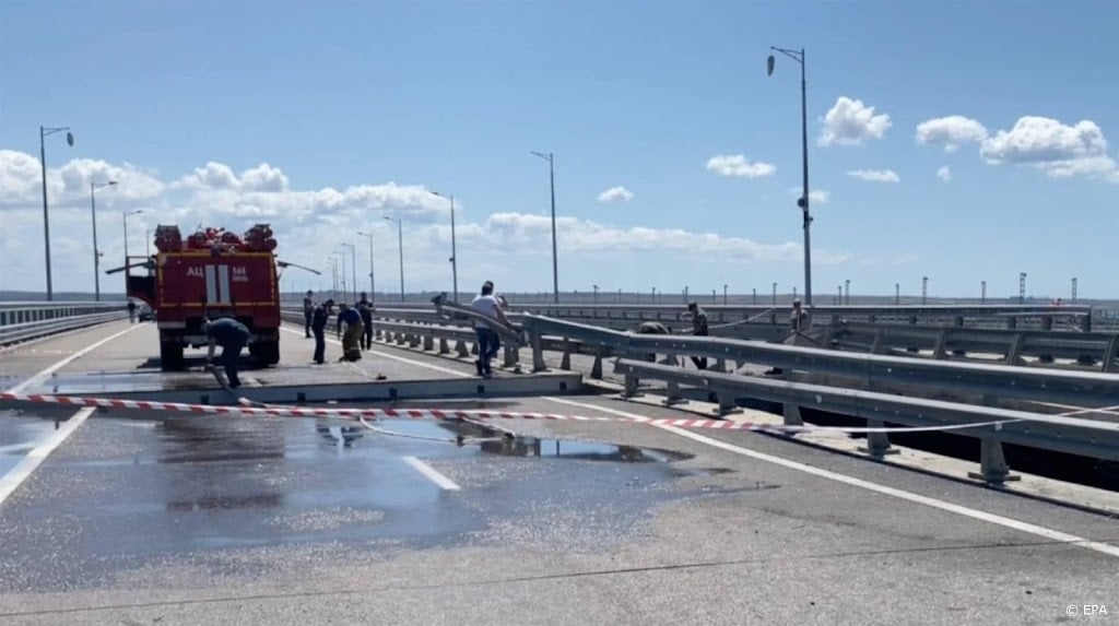 Russische en Oekraïense drones over en weer na aanval op Krimbrug