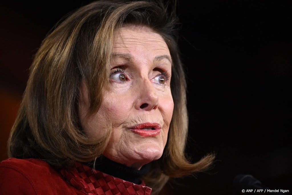CNN: Pelosi vertelt Biden dat hij Trump niet kan verslaan