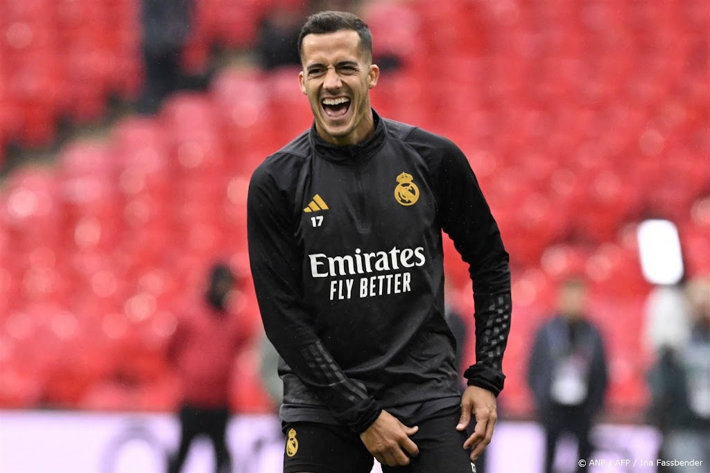 Real Madrid legt Vázquez ook voor komend seizoen vast