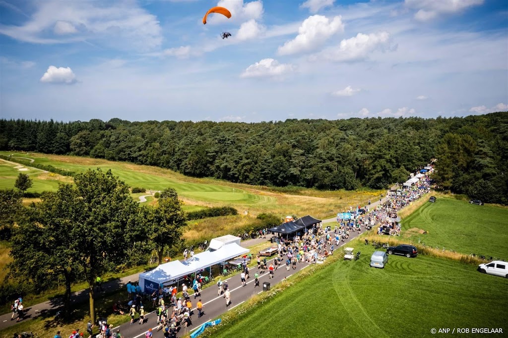 Bijna 1300 wandelaars haken af op warme derde dag Vierdaagse