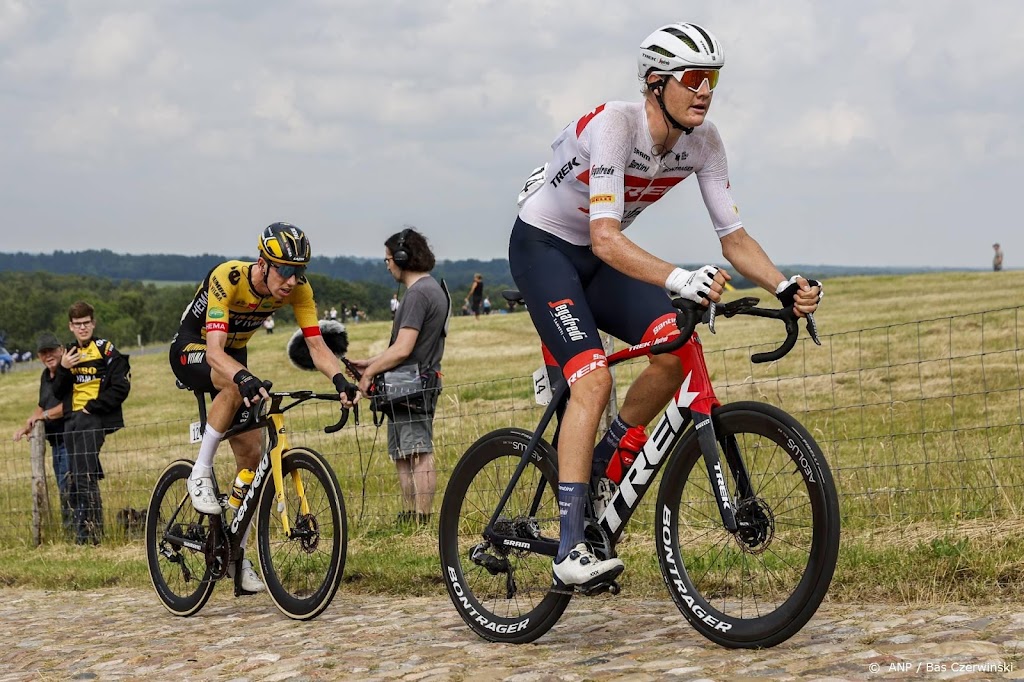 Debutant Hoole reus tussen de klimmers in Vuelta
